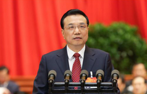 李克強(qiáng)：重拳治污染 發(fā)展節(jié)能環(huán)保產(chǎn)業(yè)